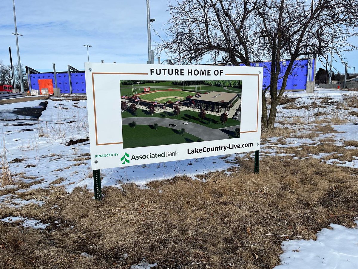 DockHounds's tweet photo. The stadium is coming to life as we get #readytorally for opening day 🎉
Get your DockHounds tickets here: https://t.co/qGLt75QCpr https://t.co/GkdfT3M8qD
