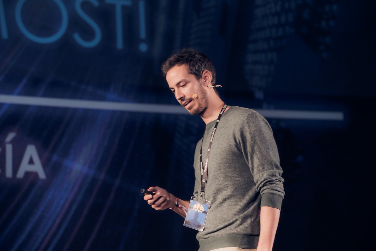 /RootedCON tweet media