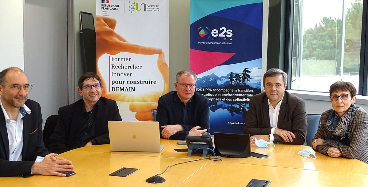 universite_uppa's tweet photo. 🌟 Le label national I-SITE vient d’être définitivement attribué par le gouvernement à l’UPPA pour son projet E2S, confirmant sa place parmi les 17 universités françaises d’excellence. 🌟 

#recherche #innovation #isite

https://t.co/U9RyrqubRY https://t.co/ruPFd1Q0DO