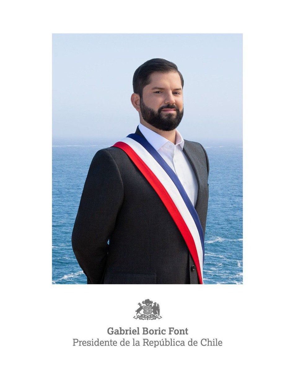fernando_atria's tweet photo. Que buena noticia para Chile que ahora tengamos un presidente del que sentirnos orgullosos!
@GabrielBoric, además, entregará su apoyo al proceso constituyente y será el Presidente que firme #UnaNuevaConstitucionParaChile. https://t.co/tjkZ2Mmhi5
