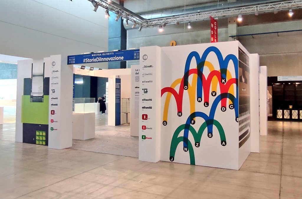 ArchOlivetti's tweet photo. Amici di #Parma siete pronti a rifarvi gli occhi con il nostro stand a @mercantefiera? 😍

Un tributo a #bellezza, #design e alla #StoriaDiInnovazione di #Olivetti con il quale vi racconteremo anche #IvreaCapitaleDelLibro e i nostri ultimi progetti di valorizzazione culturale 💡 https://t.co/klc6WPXOG2