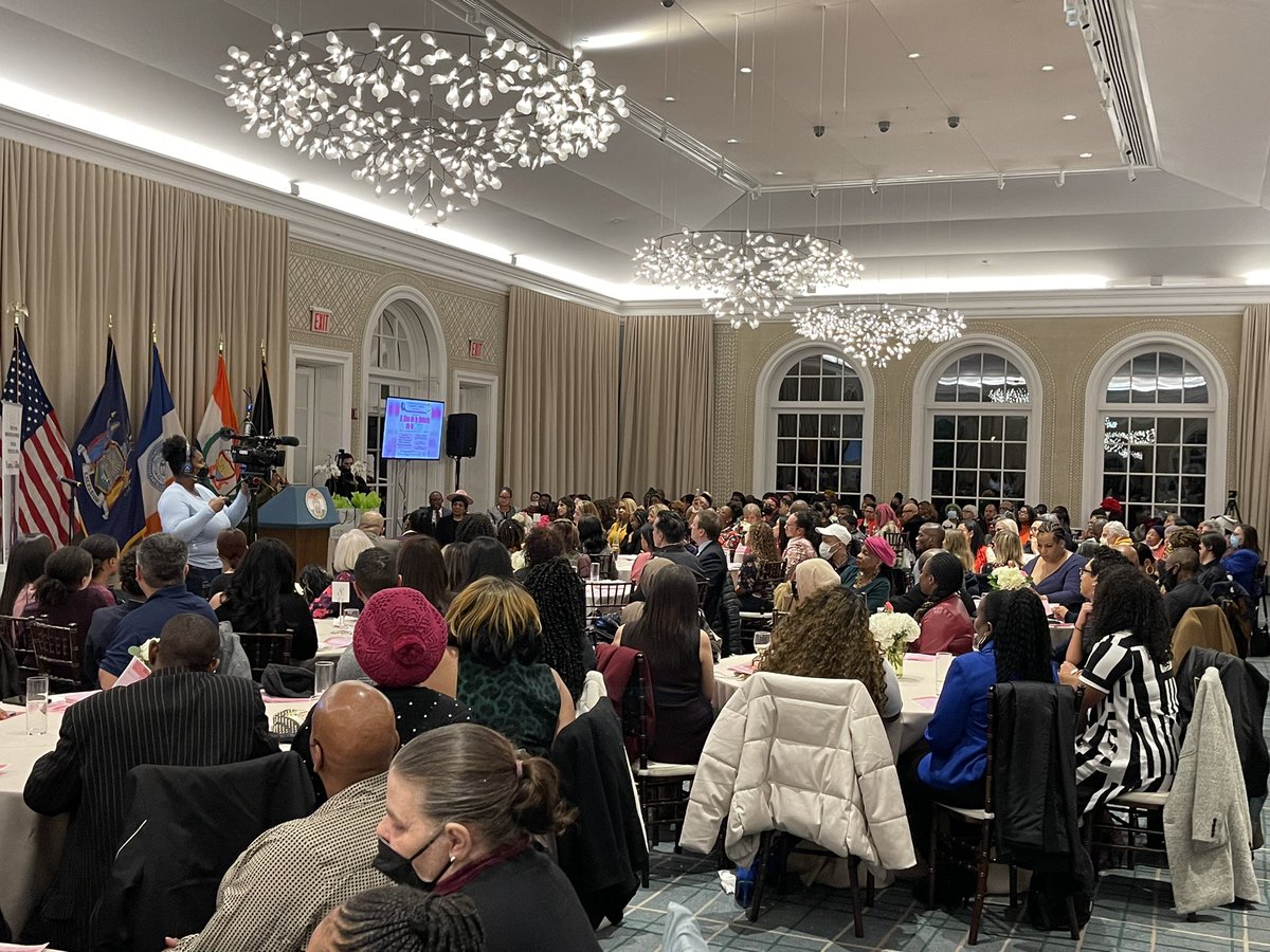 Bronx Borough President Vanessa L. Gibson (@bronxbp) on Twitter photo Thank you to everyone that came out yesterday to our Womenâs #HERstory Event at <a href="/NYBG/">New York Botanical Garden</a>. We were able to highlight some dynamic women that are helping to make our city a better place. Thank you to everyone that came out yesterday to our Womenâs #HERstory Event at <a href="/NYBG/">New York Botanical Garden</a>. We were able to highlight some dynamic women that are helping to make our city a better place.