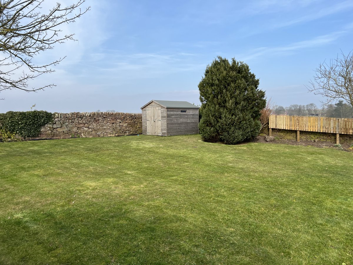 Cliff Walk Cottage tweet media