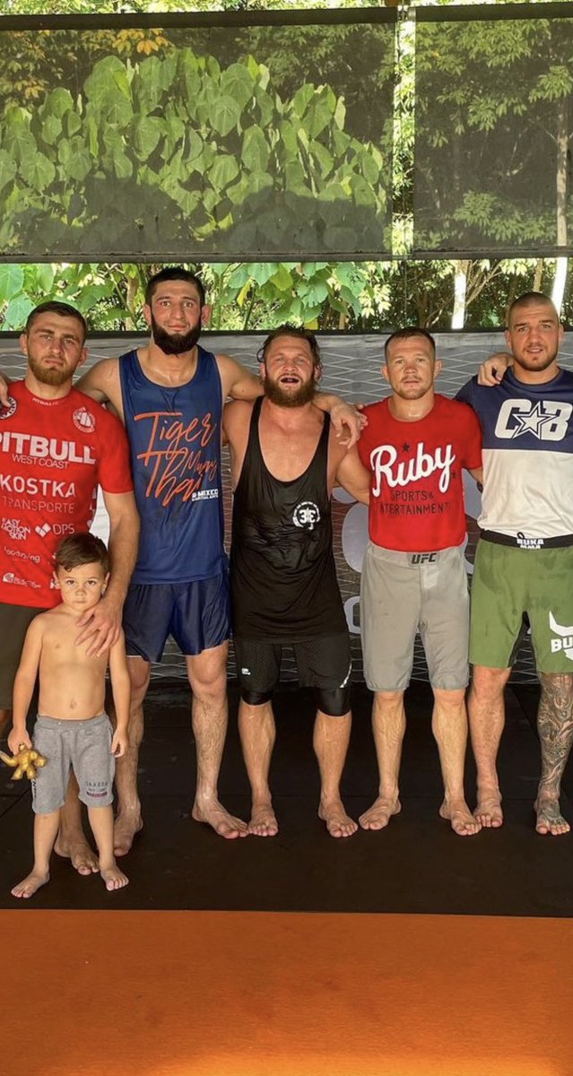 HappyPetrYan's tweet photo. @KpetersonUFC Me: https://t.co/fBJ0HVau8j