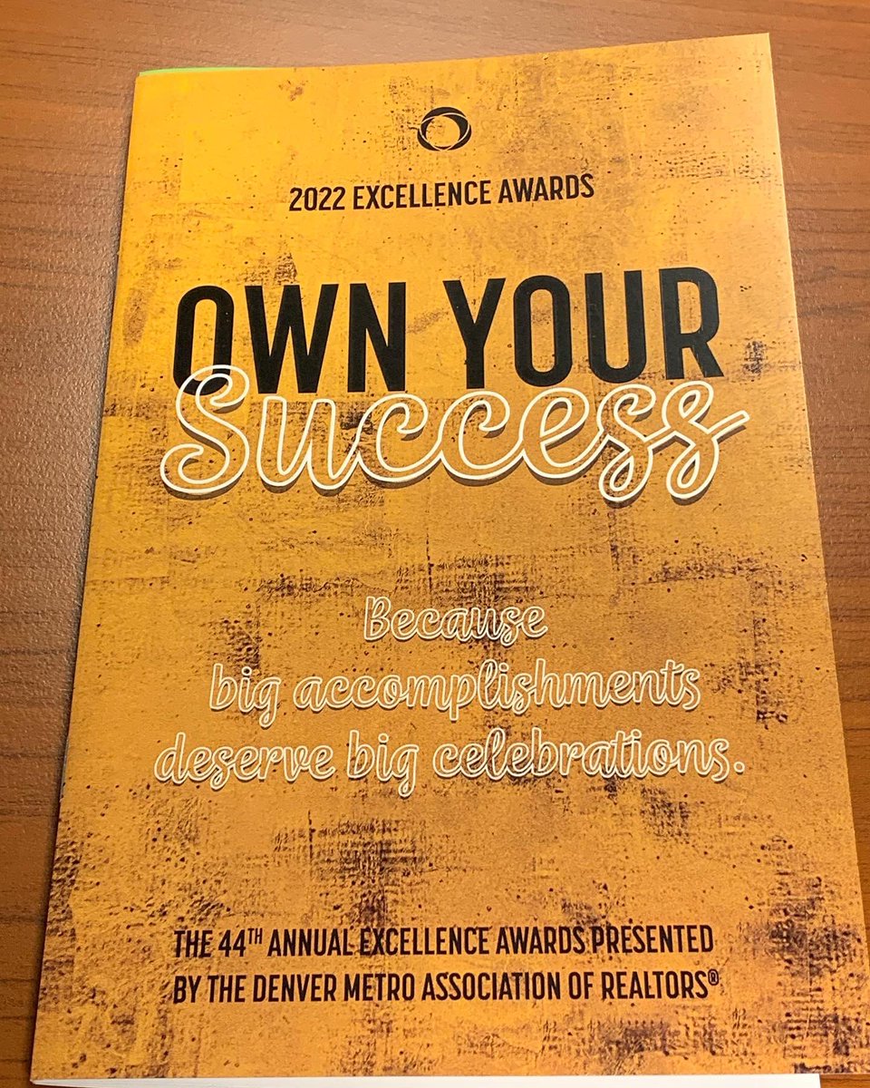 TheGrossmanTeam's tweet photo. Our team is honored to be included with so many amazing agents and recognized as Diamond Level performers for 2021. Thank you to our amazing clients who trusted us in helping with their real estate goals. 

#EA22 #dmar #thegrossmanteam #sres #realestatetransitionspecialists https://t.co/aDVzwfOgF4