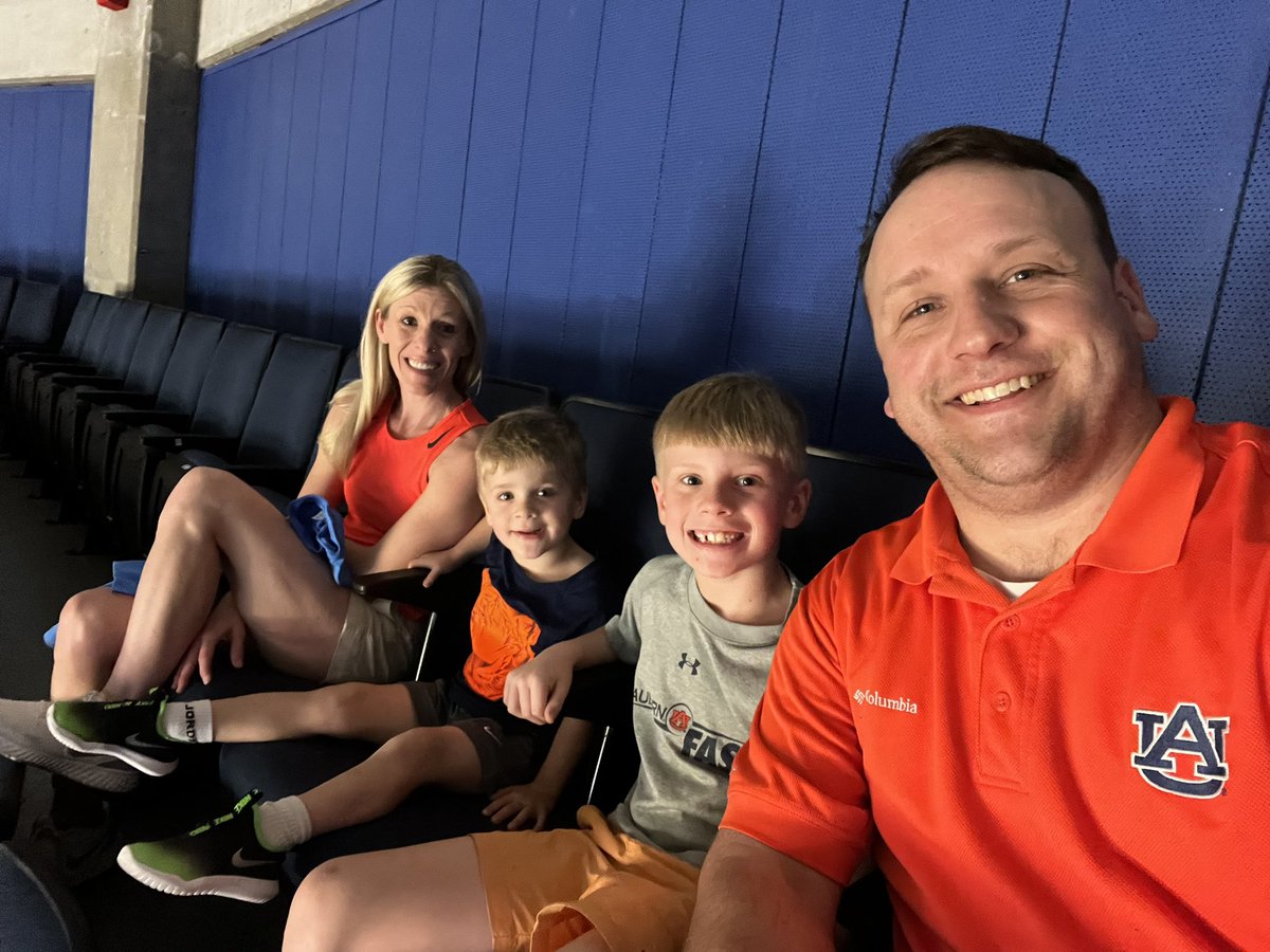 markmaddavis's tweet photo. We are running out of paper towels bc of nosebleeds but hey….we are HERE! #AU #WarEagle #SECMBB https://t.co/7XQS5TBEpP