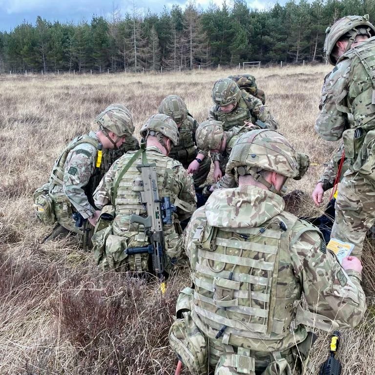 RAF_Regiment's tweet photo. 34 Sqn have been refining their Joint Personnel Recovery skills.
This routine training enhances our capability to provide a credible Ground Extraction Force in support of Global Air Operations.
#AlwaysOperating https://t.co/H8CUWHiNym