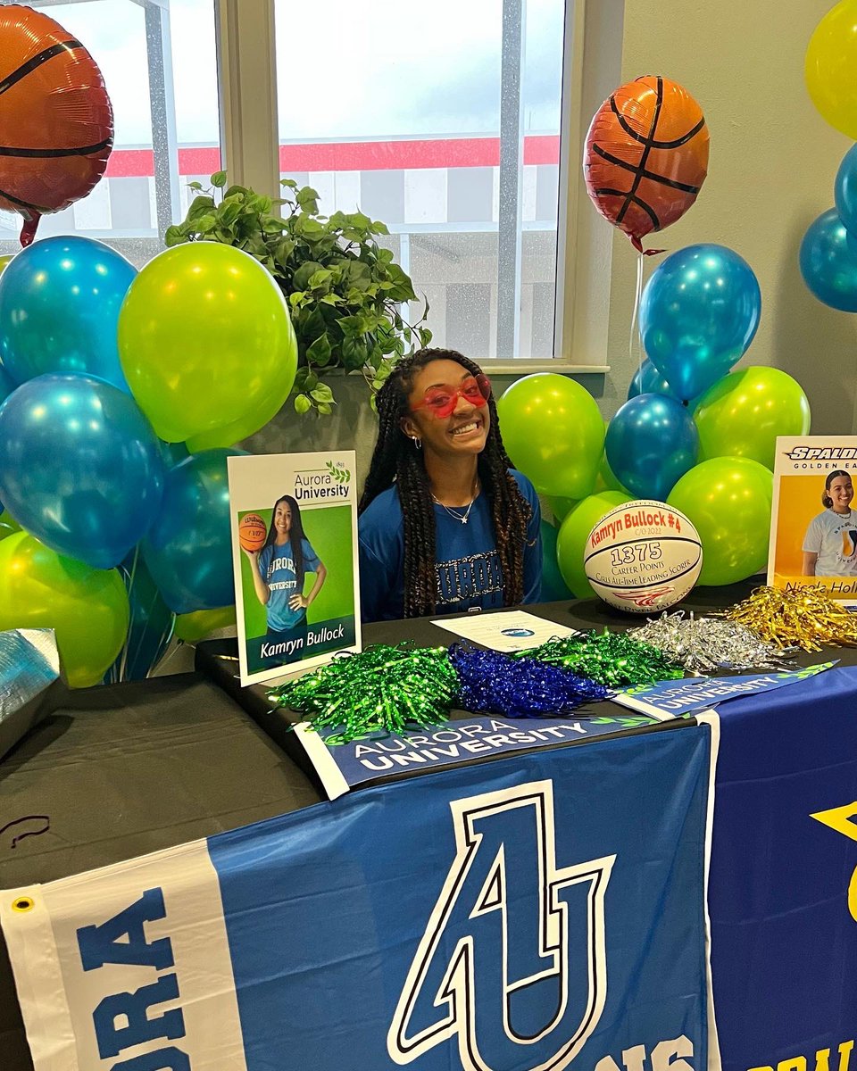 KamrynBullock's tweet photo. HUGE thanks to my teammates, coaches, and parents for helping me every step of the way. Go Spartans! 🤍💙 @AUSpartanWBB @coachmikeauwbb @CoachLopezzzz @ER_Athletics @girls_river https://t.co/YLt0LzIvBk