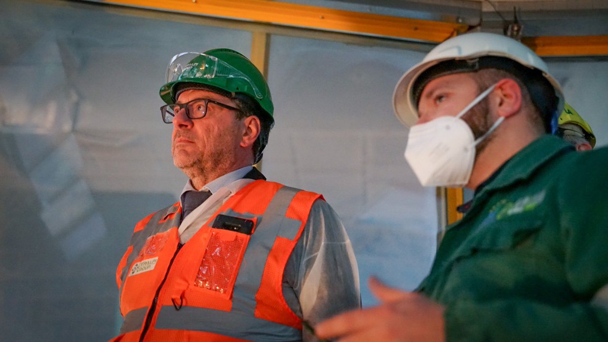 ⚙️“L’acciaio è in testa a molte catene del valore. Oggi più che mai dobbiamo porci il tema della sovranità energetica nel contesto europeo, dove l’Italia deve giocare un ruolo da protagonista» ministro Giorgetti in visita a <a href="/FeralpiGroup/">Feralpi Group</a> a Lonato del Garda (Brescia)