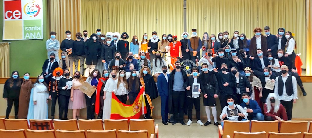 InfluencersXVII's tweet photo. ¡Enhorabuena al alumnado de 1° Bachiller! Han investigado, han trabajado y han demostrado estar a la altura con sus conocimientos y estudio del Barroco. @PC_SantaAna
#SiglosDeOro 🌻
¡Son grandes sobre las tablas! 
🎭🎶💌🎨🎤📐🗡📚🔬🏰👑📝
¡Enhorabuena! ❤ https://t.co/YgDBKMAW0y