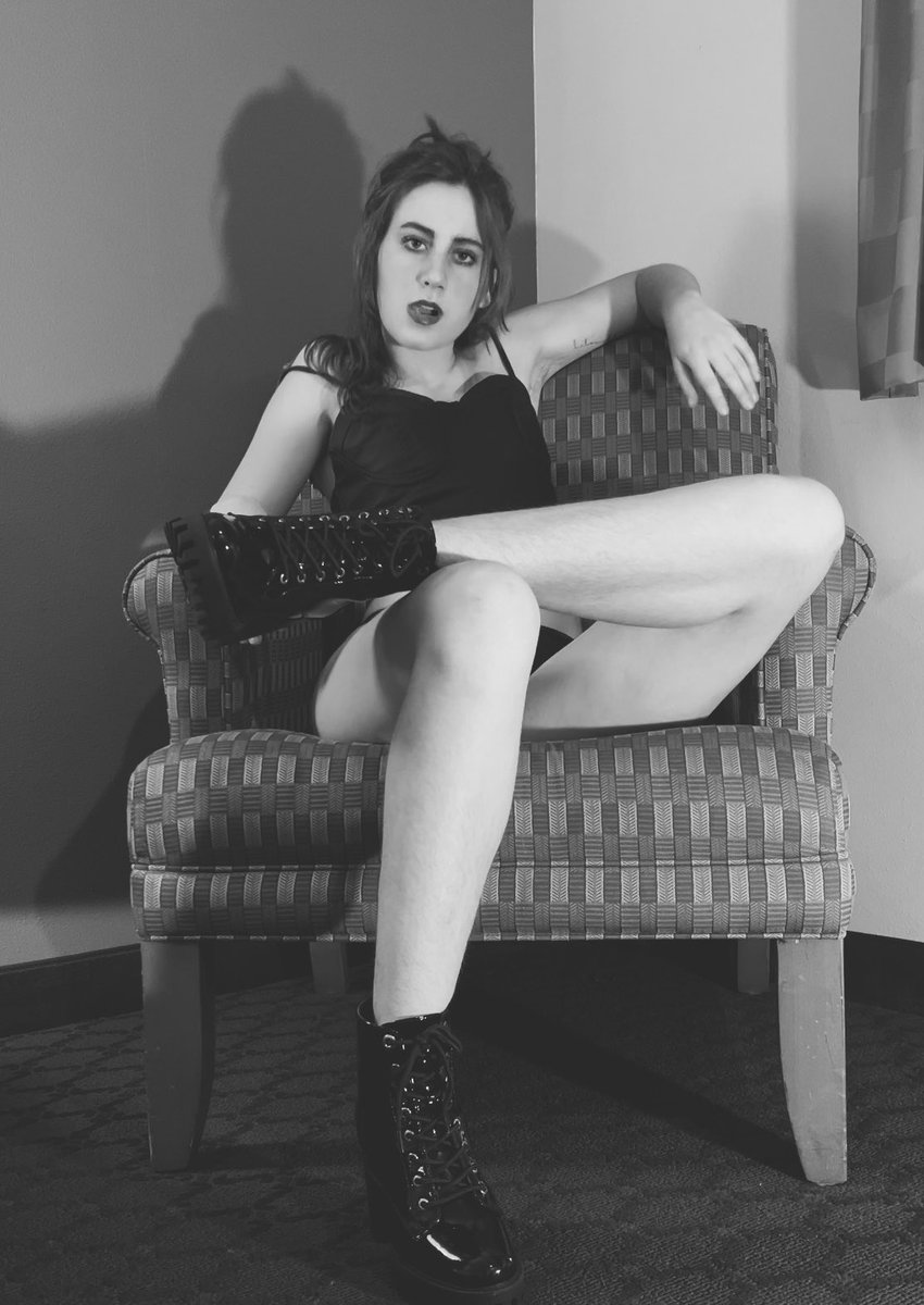 _mistress_ruby's tweet photo. It’s all just business darling ��� https://t.co/J6sdjLxttN