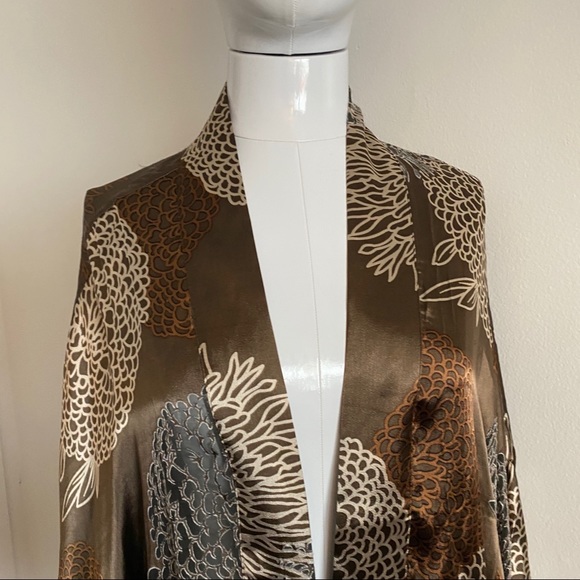 AtryCindy's tweet photo. So good I had to share! Check out all the items I'm loving on @Poshmarkapp #poshmark #fashion #style #shopmycloset #sonoma #chicos #mudd: https://t.co/F95UsG3jeK https://t.co/WWuKElXcEA