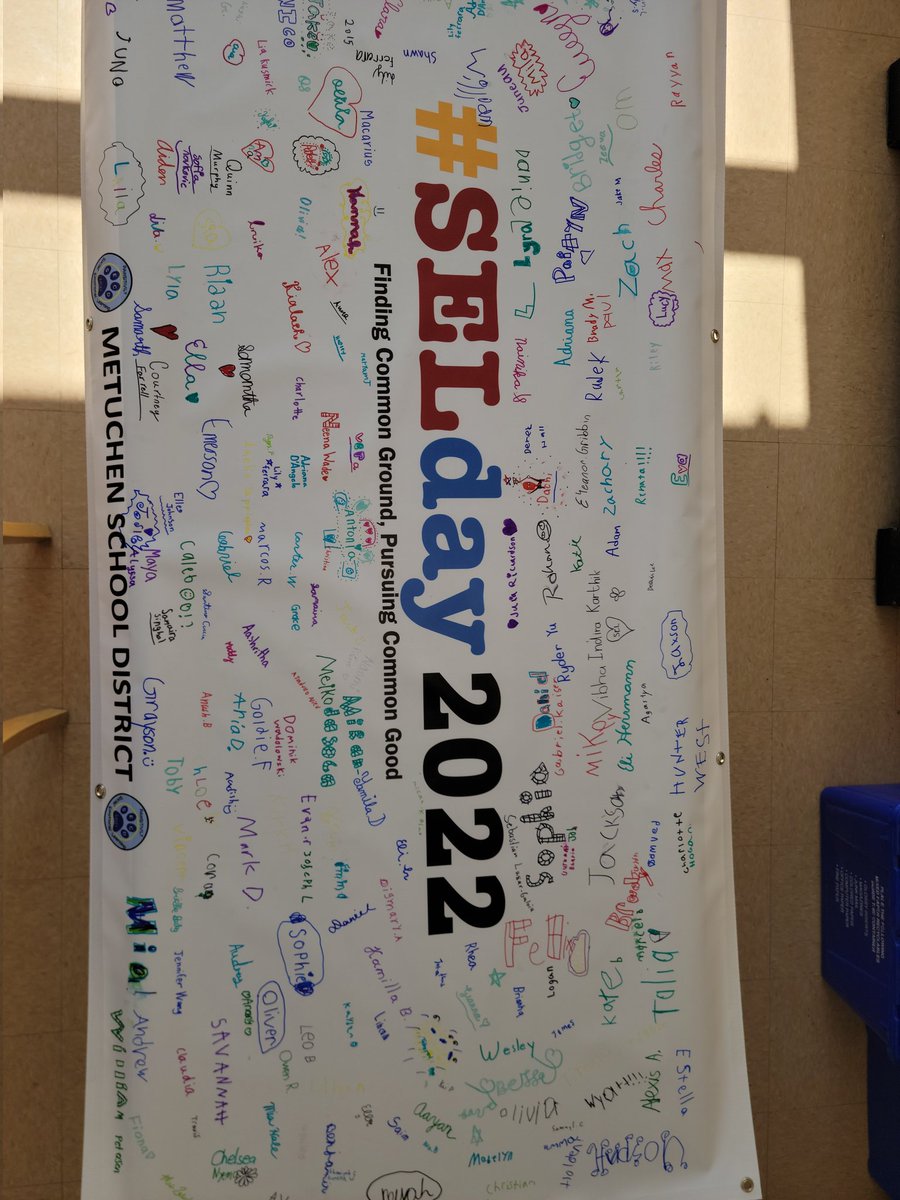 So many great things happening in #OneMetuchen for #SELday!  Students in all schools signed a banner demonstrating their commitment to #SEL! Thank you <a href="/SECD_MSD/">SECD</a> for organizing!  <a href="/SEL4USA/">SEL4US</a> <a href="/SEL4NJ/">SEL4NJ</a> <a href="/UrbanAssembly/">Urban Assembly</a>  <a href="/MSD_Caputo/">Vincent Caputo</a> <a href="/drcostanza_CES/">Vincent J. Costanza, Ed.D.</a> <a href="/RickCohenMSD/">Rick Cohen</a> <a href="/CES_HsuCSC/">Erica Hsu</a> <a href="/NatalieFranzi/">Natalie Franzi Dougherty</a>