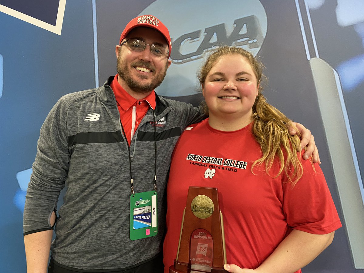 NCCWomensXCTF's tweet photo. First event of the weekend, first All-American as well!! Congrats to Alex Draves for earning her 2nd All-American honor in the weight throw!

#WeAreNC https://t.co/4aD25jpbmR