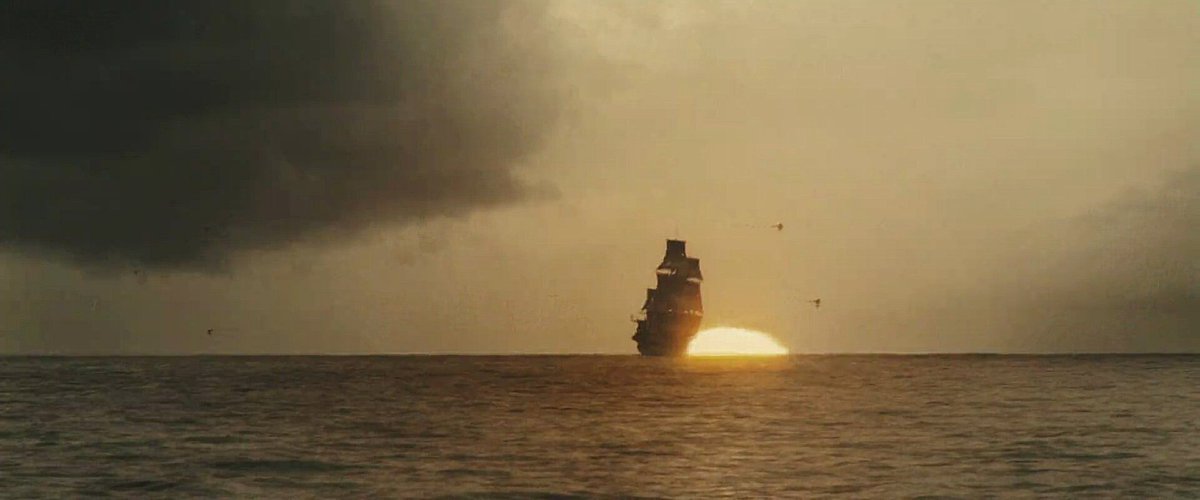 bestofpotc's tweet photo. the horizon shots in pirates of the caribbean https://t.co/dXE2DBppeW