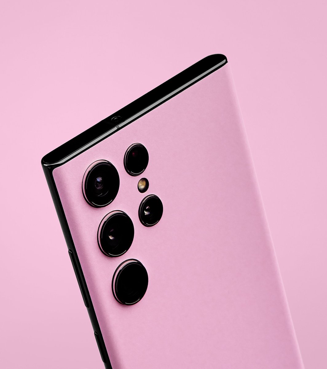 dbrand tweet media