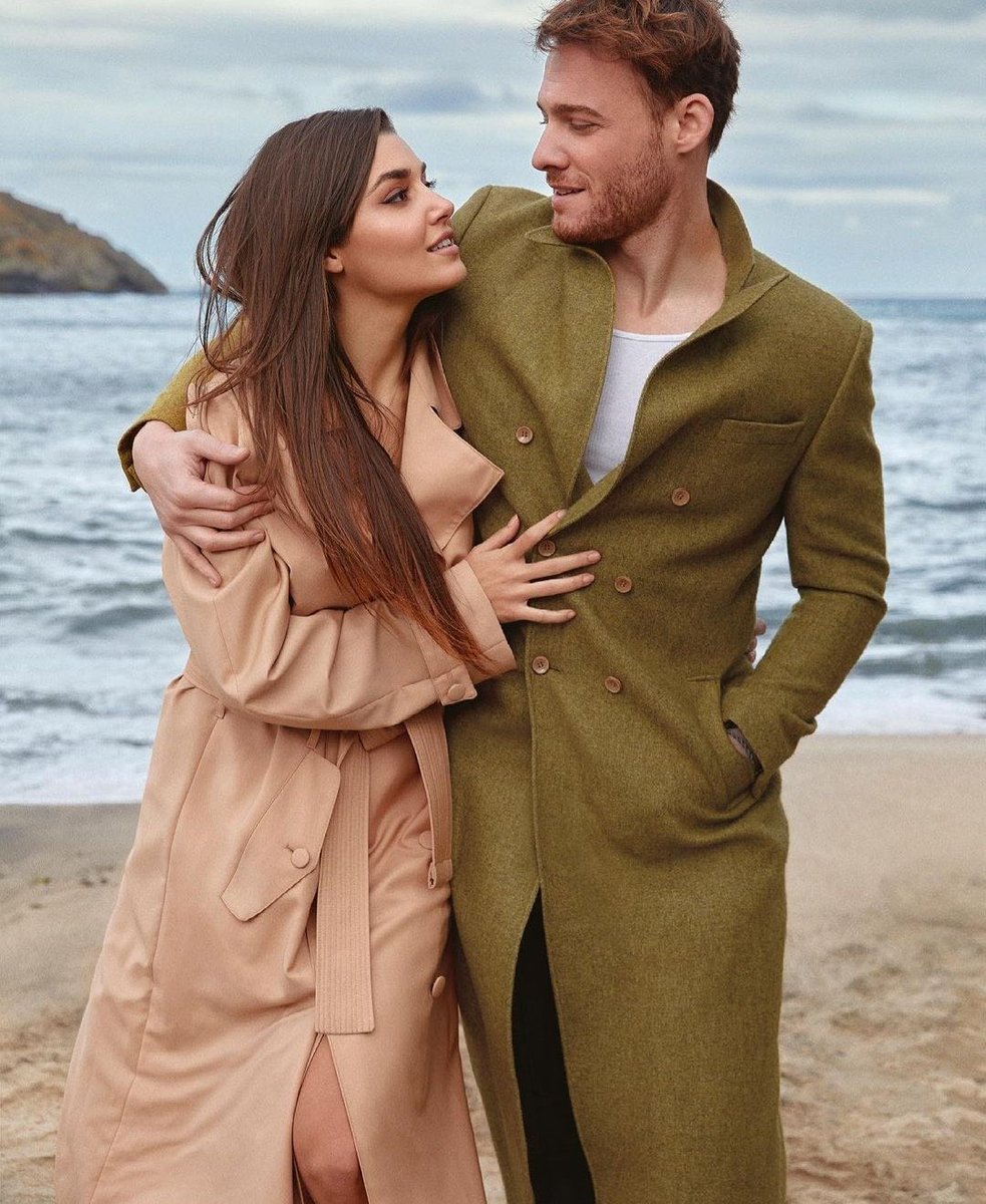 planetaseriesof's tweet photo. De acordo com a revista Snob Magazin.

#HandeErçel e #KeremBürsin se separaram “sem querer”. A agência de Erçel e Bürsin queriam que essa relação terminasse, considerando a carreira das duas estrelas. https://t.co/lFvprcEvme