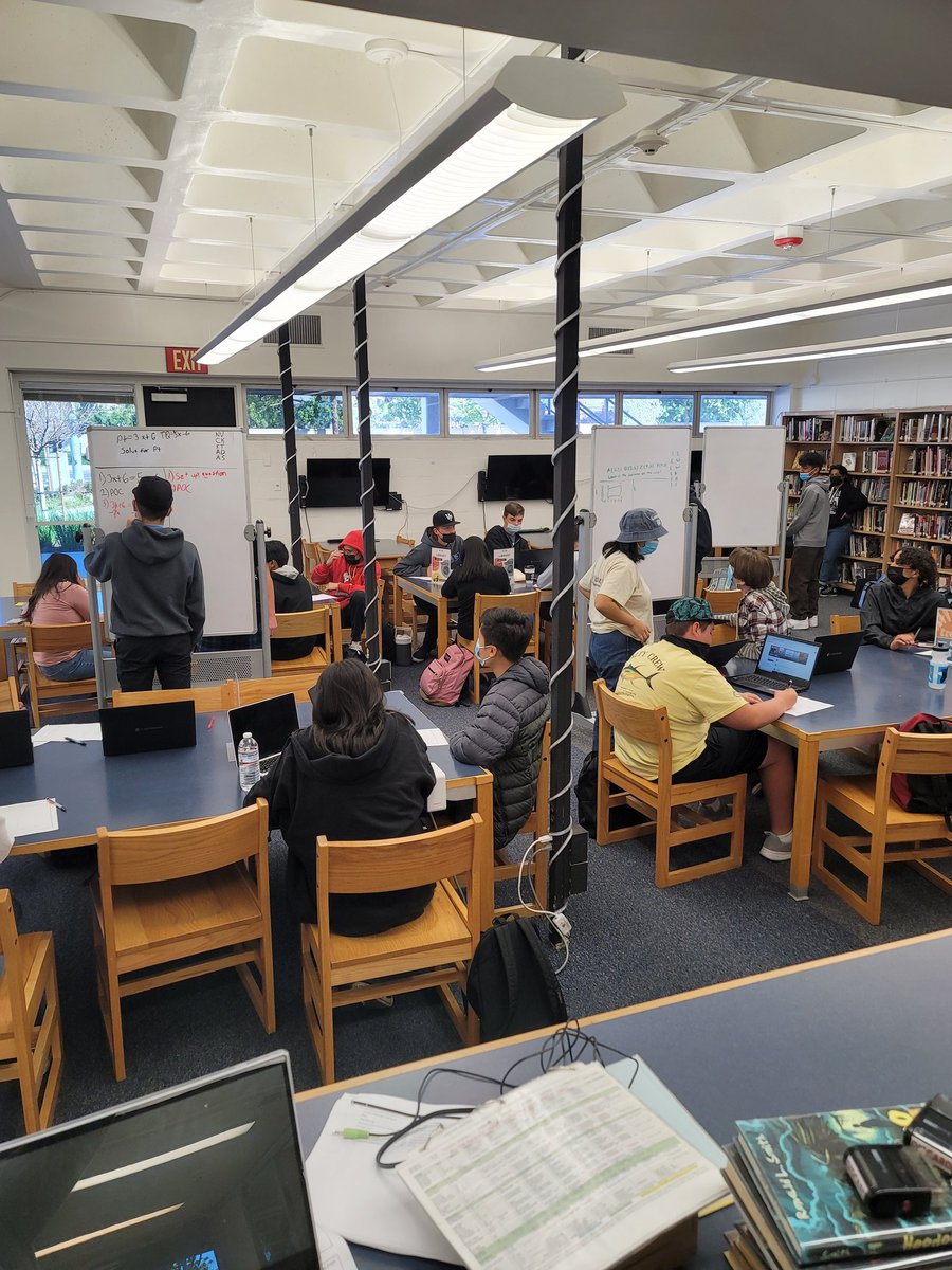 LibraryVphs's tweet photo. Happy Friday! Ms. H's AVID 9 class is having their tutorial in the library this morning and we LOVE it! Spartan collaboration in action! #vphs https://t.co/2tzkOgDb4I