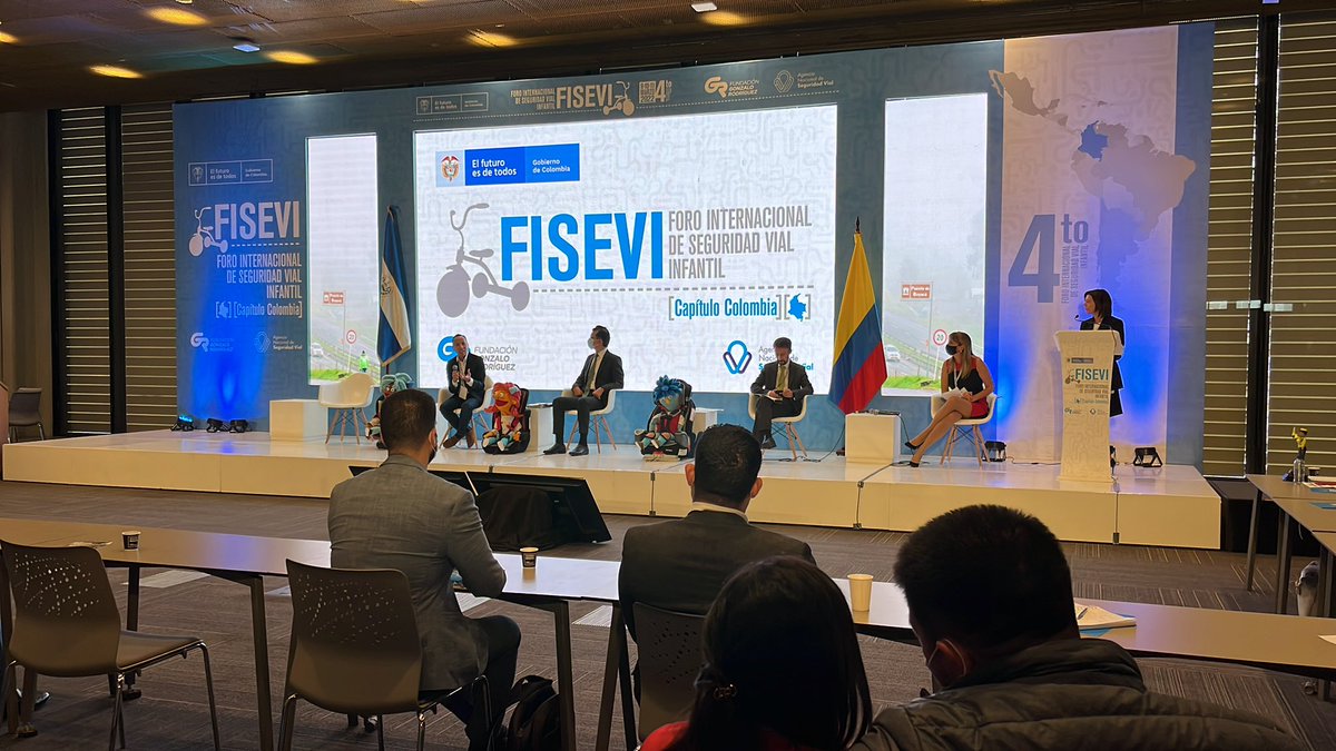 fundaciongonchi's tweet photo. “Por último espero que los niños de hoy no se queden con los sistemas que existen. Porque les han fallado” @Nhan_T_Tran en el cierre de #FISEVI https://t.co/3Xis6GjhL0