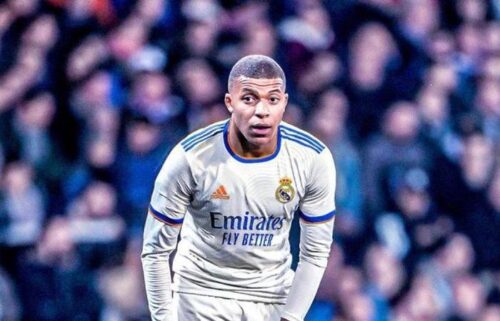 🚨🚨🚨 ماريو كورتيجا (MARCA): لن يلعب كيليان مبابي في مركز الجناح الأيمن في ريال مدريد. هذا مستحيل.