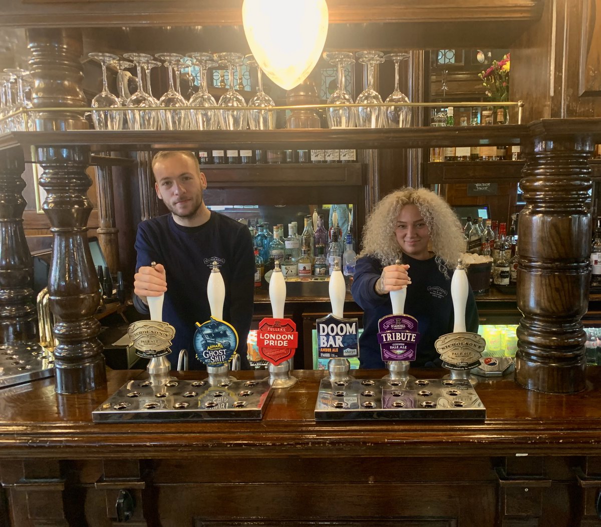 CoalHoleStrand's tweet photo. What a line up join us this Saturday at 4.45 pm for England v Ireland in the six nations rugby 
#sixnations
#Londonpubs
#EnglandvIreland
#realale
#PubOnTheStrand
#traditionalpub
@nicholsonspubs https://t.co/YsADBS5d8C