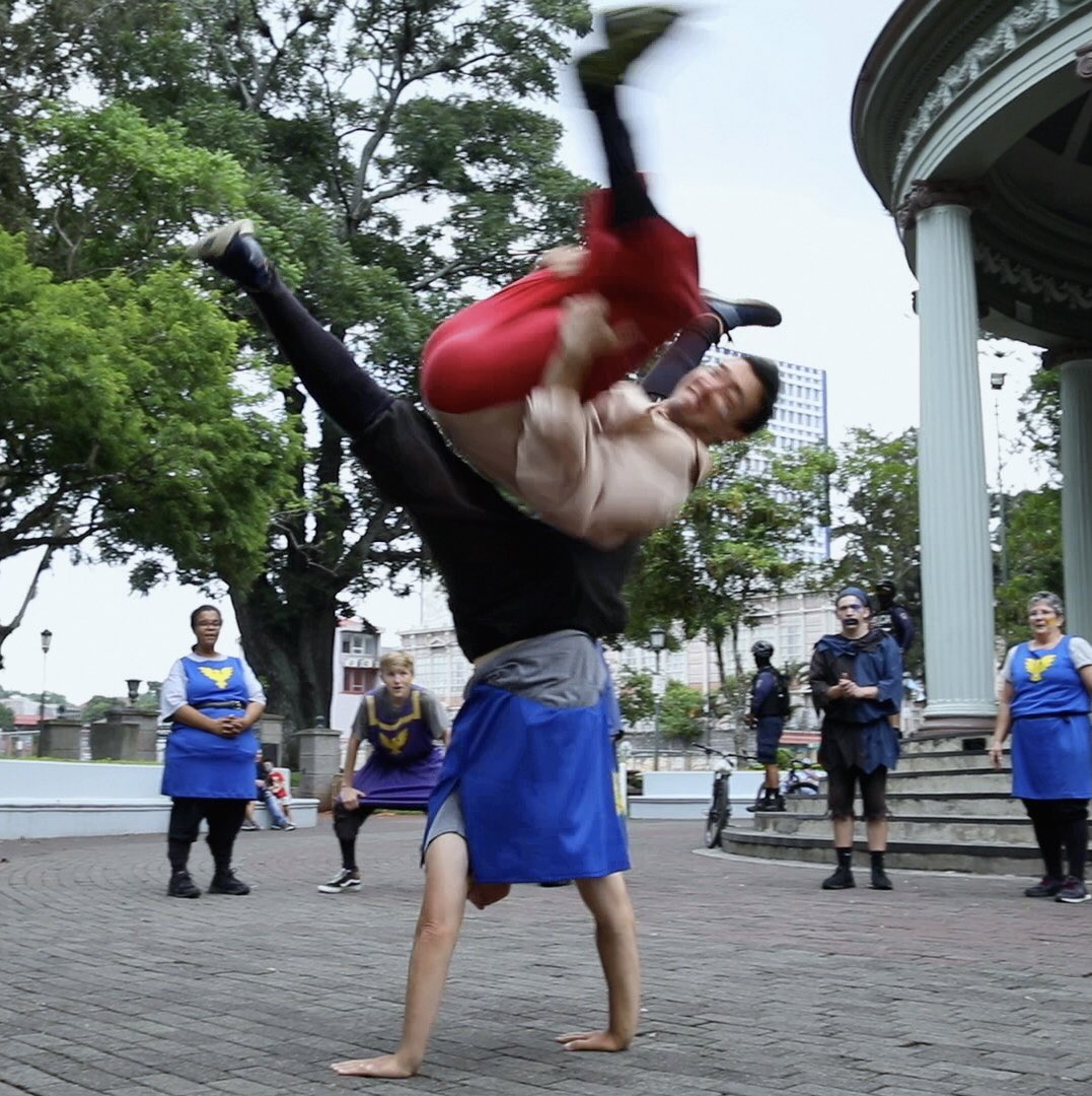 MaximumMissions's tweet image. Turn the world upside down! Come with us this summer to Costa Rica! MaximumMissions.com