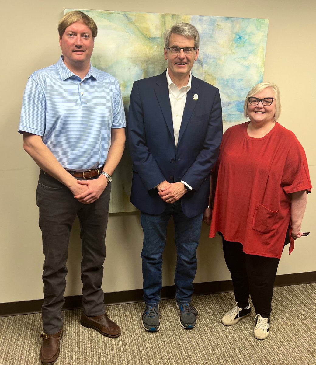 ALtitleindustry's tweet photo. Our #TitlePAC is proud to support @CookforCourt
We know @GregoryCook will make a great Justice on the Alabama Supreme Court 👨🏻⚖️ https://t.co/2F8LQzGi4m
