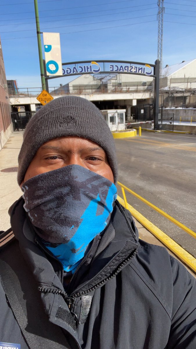 Choqui11's tweet photo. It’s been awhile ☀️😎 #chitown #covidtest #setlife #backgroundextra #ChicagoPD #FridayVibes https://t.co/Cu4YMduIom