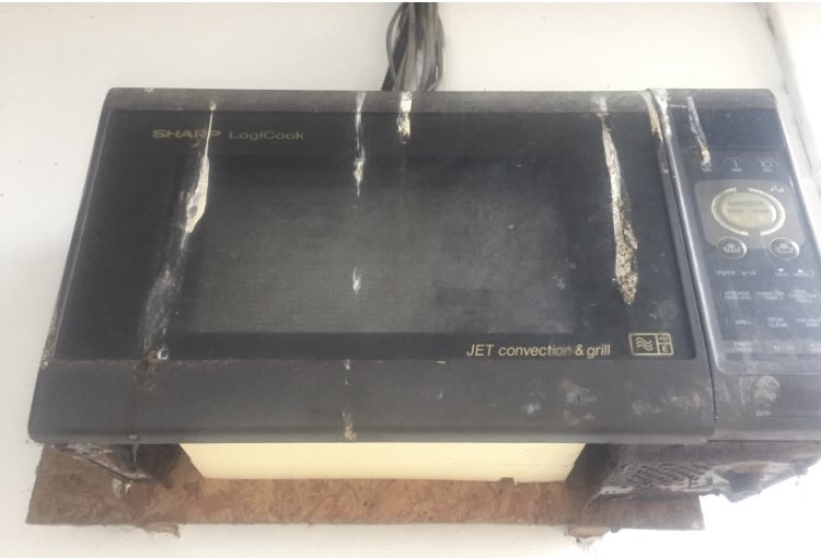 mgmelectrical's tweet photo. @YESSSElectrical In the microwave maybe 🤔 https://t.co/hBpuFY6xGl