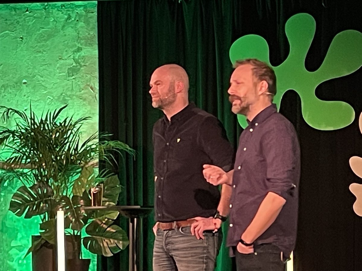 Live podcast: Bærekraftseventyr - skjemt og alvor med ⁦økonomiens Knoll og Tott. ⁦<a href="/LJTPedersen/">Lars Jacob Pedersen</a>⁩ ⁦<a href="/ungJorgensen/">Sveinung Jørgensen</a>⁩ ⁦<a href="/NHHnor/">NHH Norwegian School of Economics</a>⁩ ⁦<a href="/RestartBusiness/">Jørgensen | Pedersen</a>⁩ ⁦<a href="/varmerevatere/">Varmere Våtere Villere</a>⁩