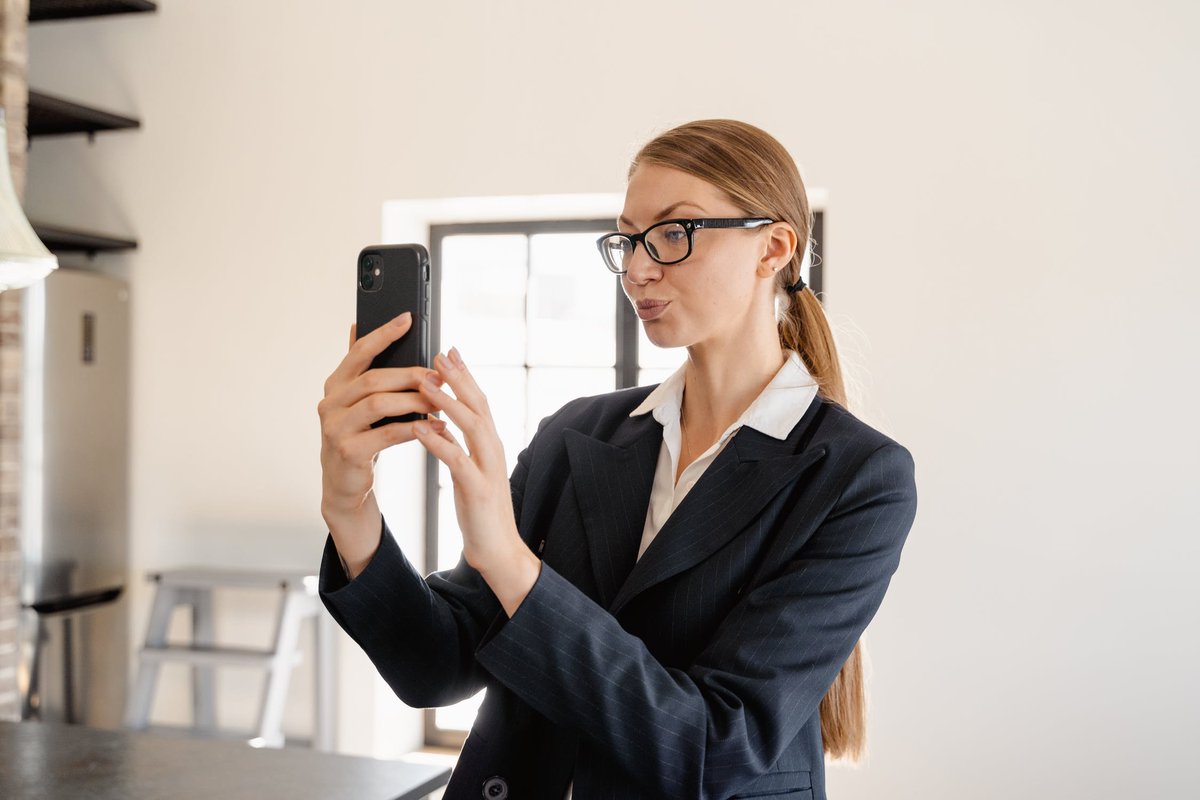 AccessEasyFunds's tweet photo. No hidden fees, no holdback reserves, no minimums or maximums*—hearing the word "no" has never felt so good! Visit our website to learn more! (*subject to qualification) https://t.co/99LURu0H71 https://t.co/flDPuEh2pV