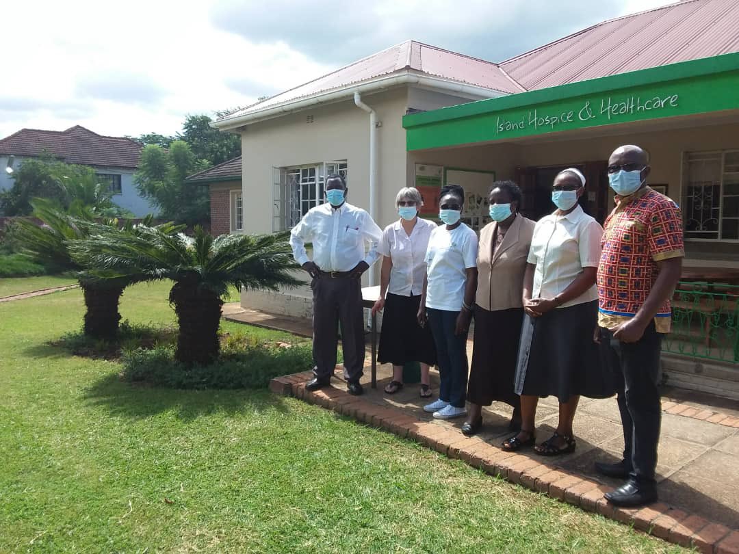 IslandHospiceZW's tweet photo. Bidding farewell to attaches trained by #hospaz who had come for a one week attachment @Islandhospice. This is to strengthen and capacitate our partners in #PalliativeCare @APCAssociation @hospaz @CancerZimbabwe @GlobalCare_news @MoHCCZim https://t.co/6StoAxtyJU