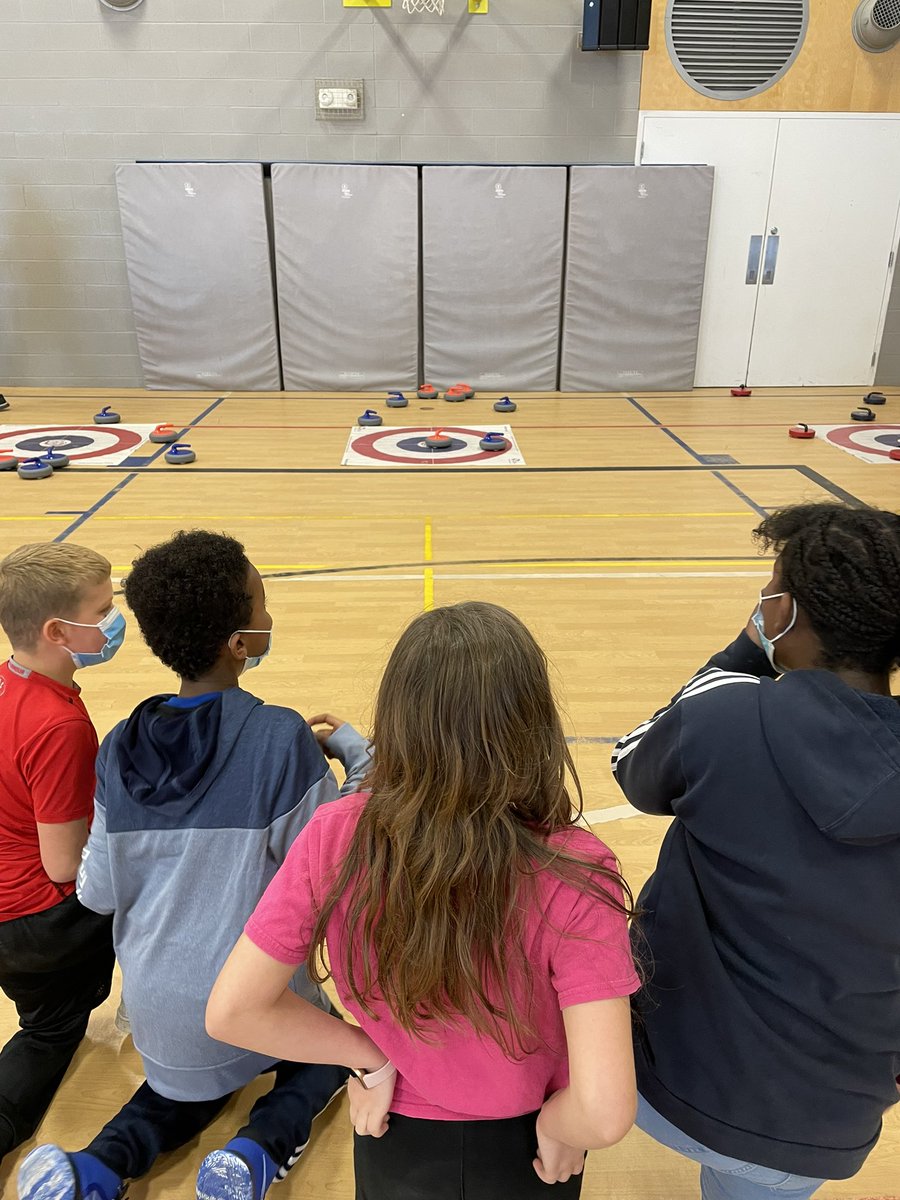 MsGaetan's tweet photo. Today for fun Friday we learned how to curl! What a fun and exciting experience it was with Rocks &amp; Rings!🥌 @StDanielTBirds https://t.co/OSc2EDSFnC