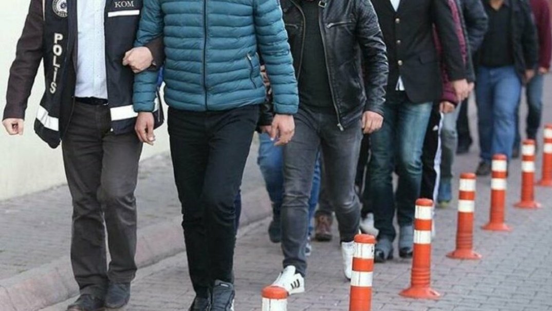 #114ÖğrenciGözaltında 

Öğrencilerin yerleri okulları ve ailelerinin yanıdır

Tüm siyasileri bu gençlerin sesi olmaya davet ediyorum
Ses verin❗
<a href="/kilicdarogluk/">Kemal Kılıçdaroğlu</a> 
<a href="/alibabacan/">Ali Babacan</a> 
<a href="/Ahmet_Davutoglu/">Ahmet Davutoğlu</a> 
<a href="/meraldanis/">Meral Danış Beştaş</a> 
<a href="/HudaKaya777/">Hüda Kaya</a>
<a href="/MSTanrikulu/">Sezgin Tanrıkulu</a> 
<a href="/gergerliogluof/">Ömer Faruk Gergerlioğlu</a> 
ÖğrencilerHala VatanEmniyette