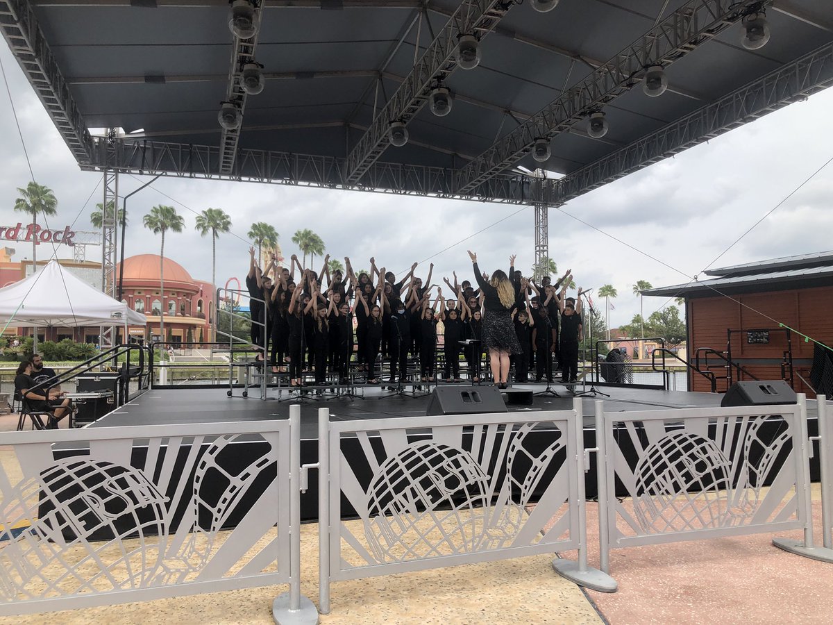 Discovery Key El tweet media