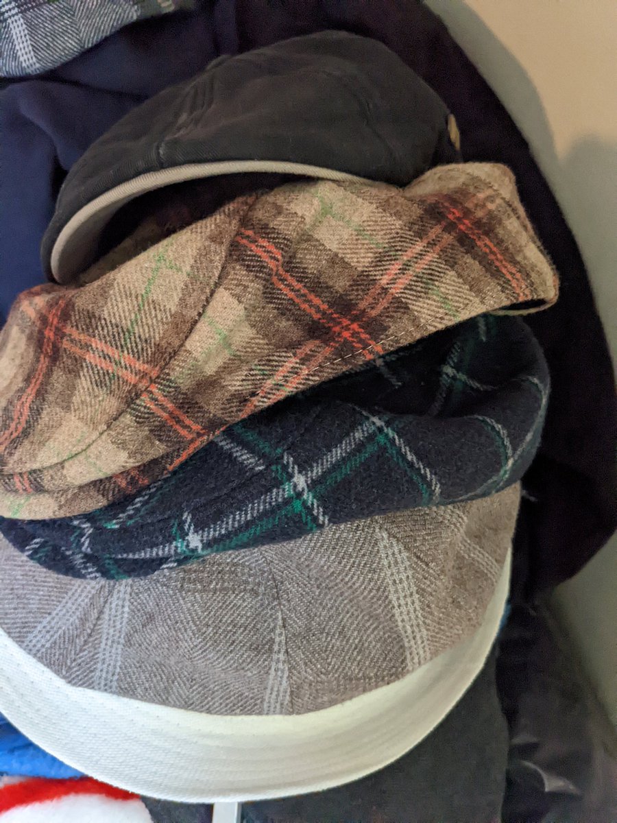 pomara_matt's tweet image. The aftermath of #CodeConquest Wardrobe changes...
@CodeMakeOwn 
#CiscoCyclone