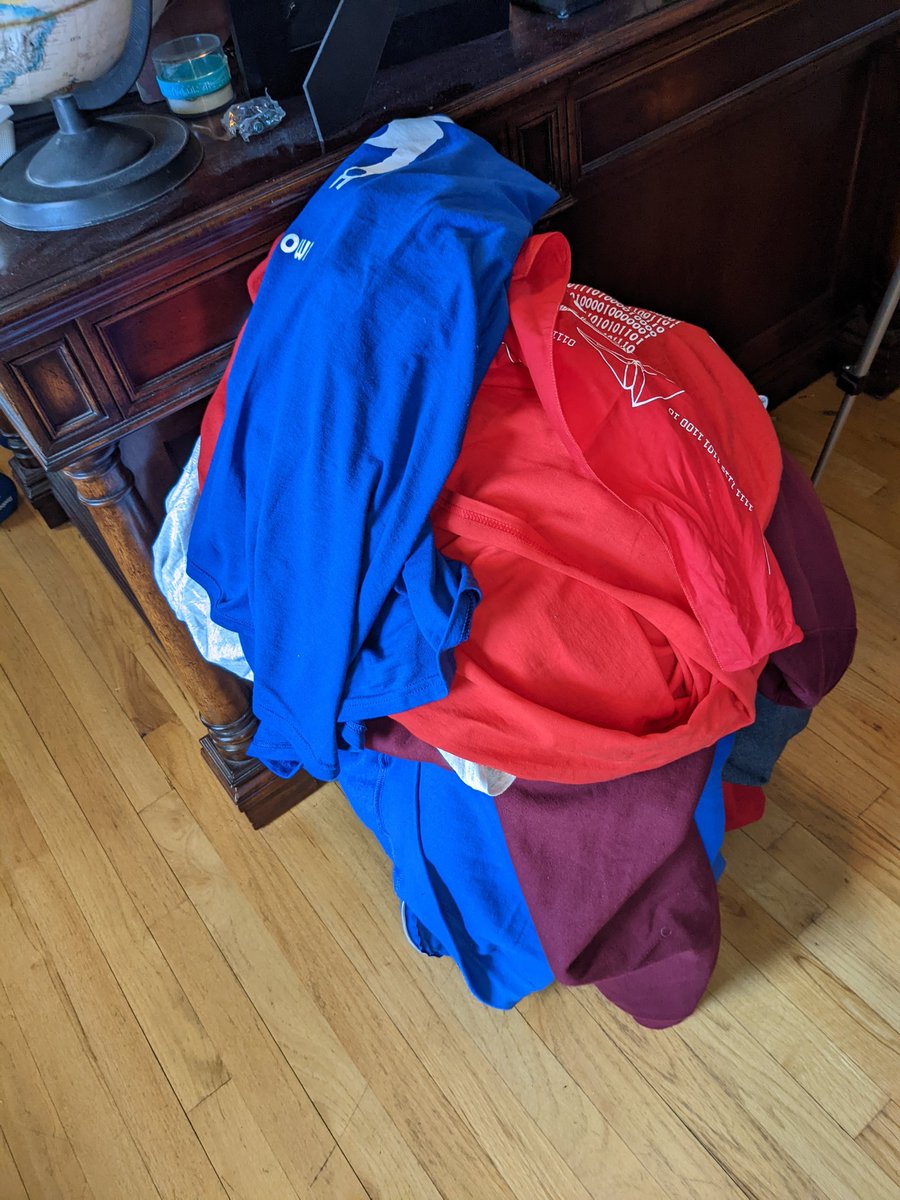 pomara_matt's tweet image. The aftermath of #CodeConquest Wardrobe changes...
@CodeMakeOwn 
#CiscoCyclone