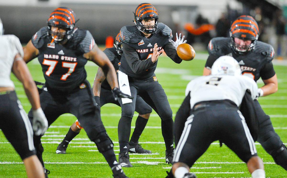 strantz_mangisi's tweet photo. After a great conversation with @CoachRyanPayne, I’m extremely grateful to have been offered a full ride scholarship to @IdahoStateFB #GoBengals #RoarTogether @bangulo @kirk67chambers @condie_brandon @joe_tuha @BrandonHuffman https://t.co/QF229uoO6o