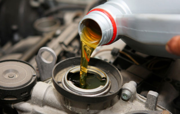 BulldogTire's tweet photo. Oil changes are an important maintenance service to help keep your engine clean and running in top shape: https://t.co/TDXRQ5FHsh https://t.co/rtKo4SyvFS