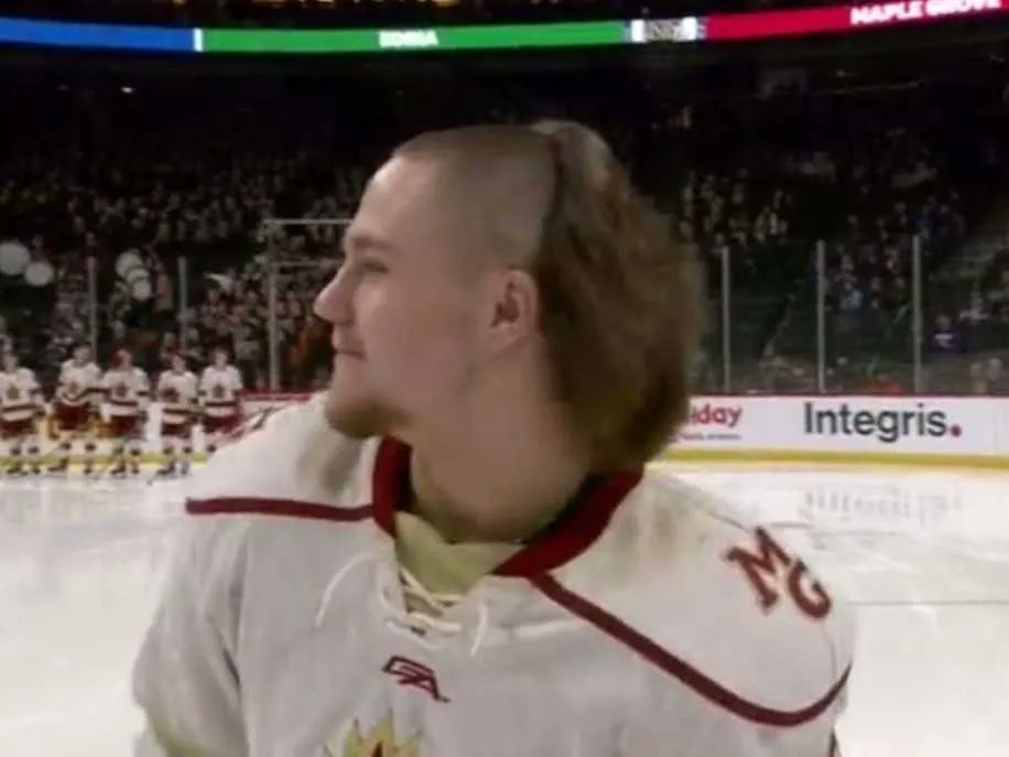 Barstool Sports on Twitter "We Have An Early Leader In The Clubhouse For Best Lettuce At The