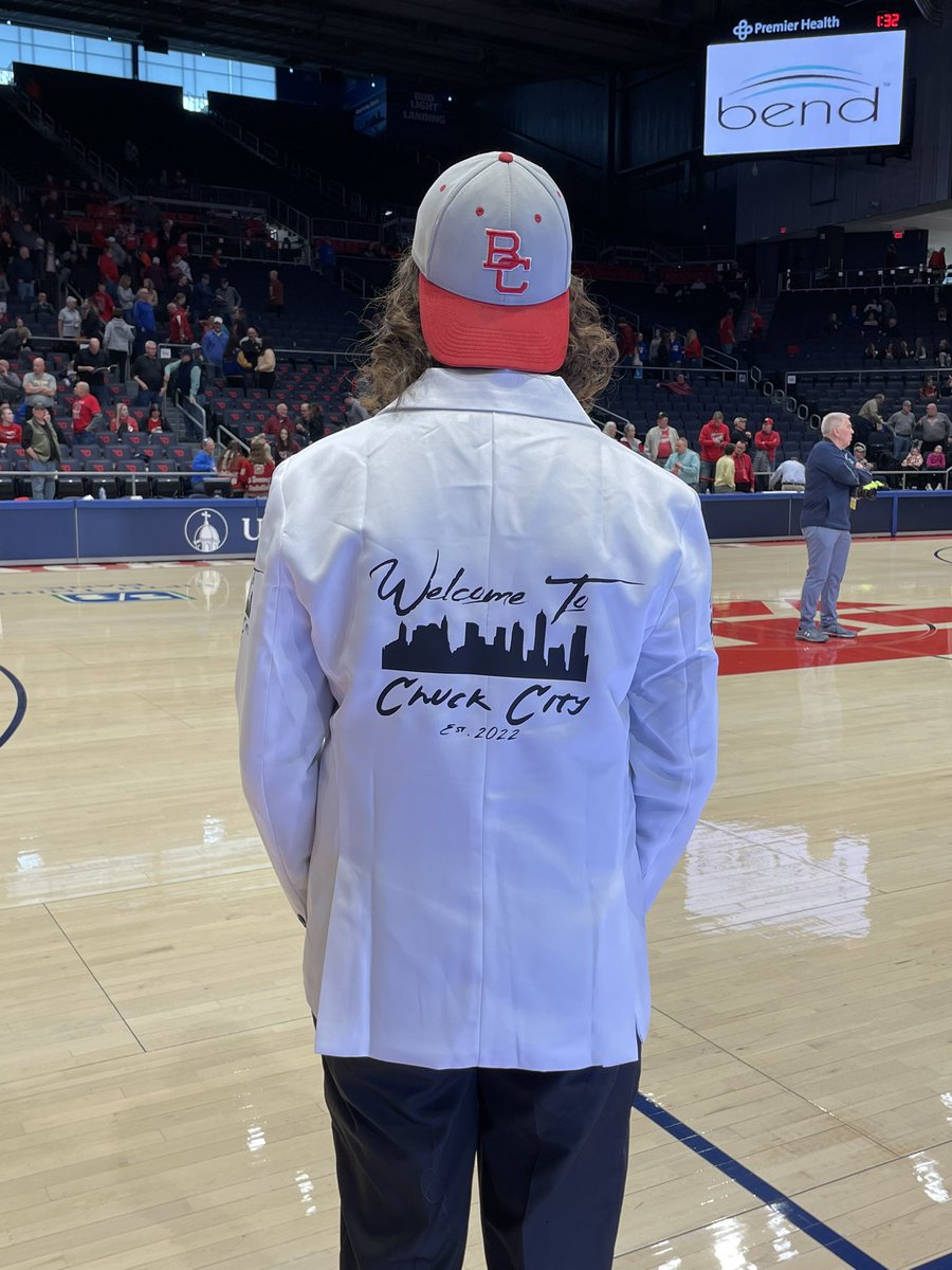 zachary_holden's tweet photo. State semifinal attire! @BiglinCory is donning the “Welcome to Chuck City” blaze in white with a fresh BC cap. https://t.co/bRlQ2lzVR3