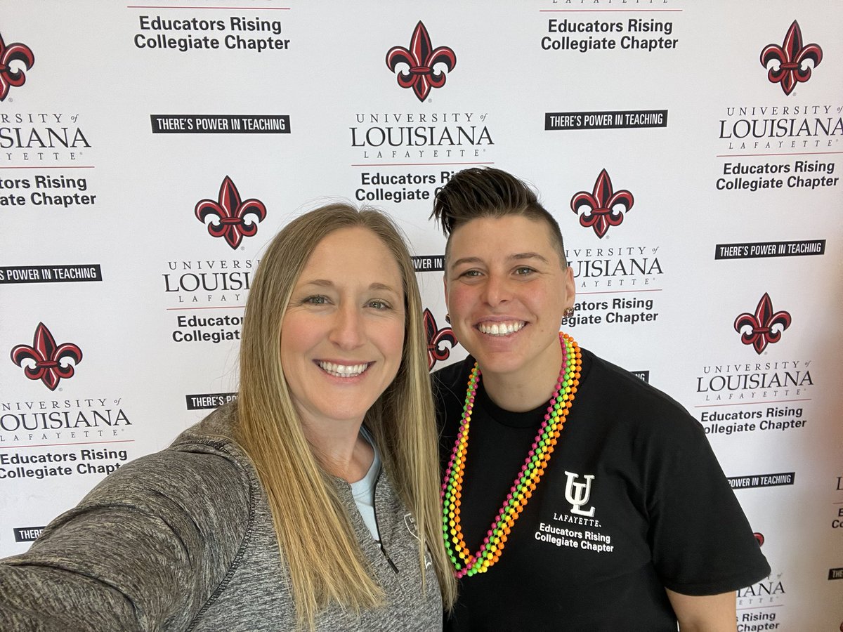 Showing what Physical Activity in the classroom can look like and how much fun and educational it can be! #EdRising #lahperd #PastAndPresent #PresentationTime <a href="/LA_HPERD/">LAHPERD</a> @EdRisingLa <a href="/KLynnmckey/">K-Lynn</a>