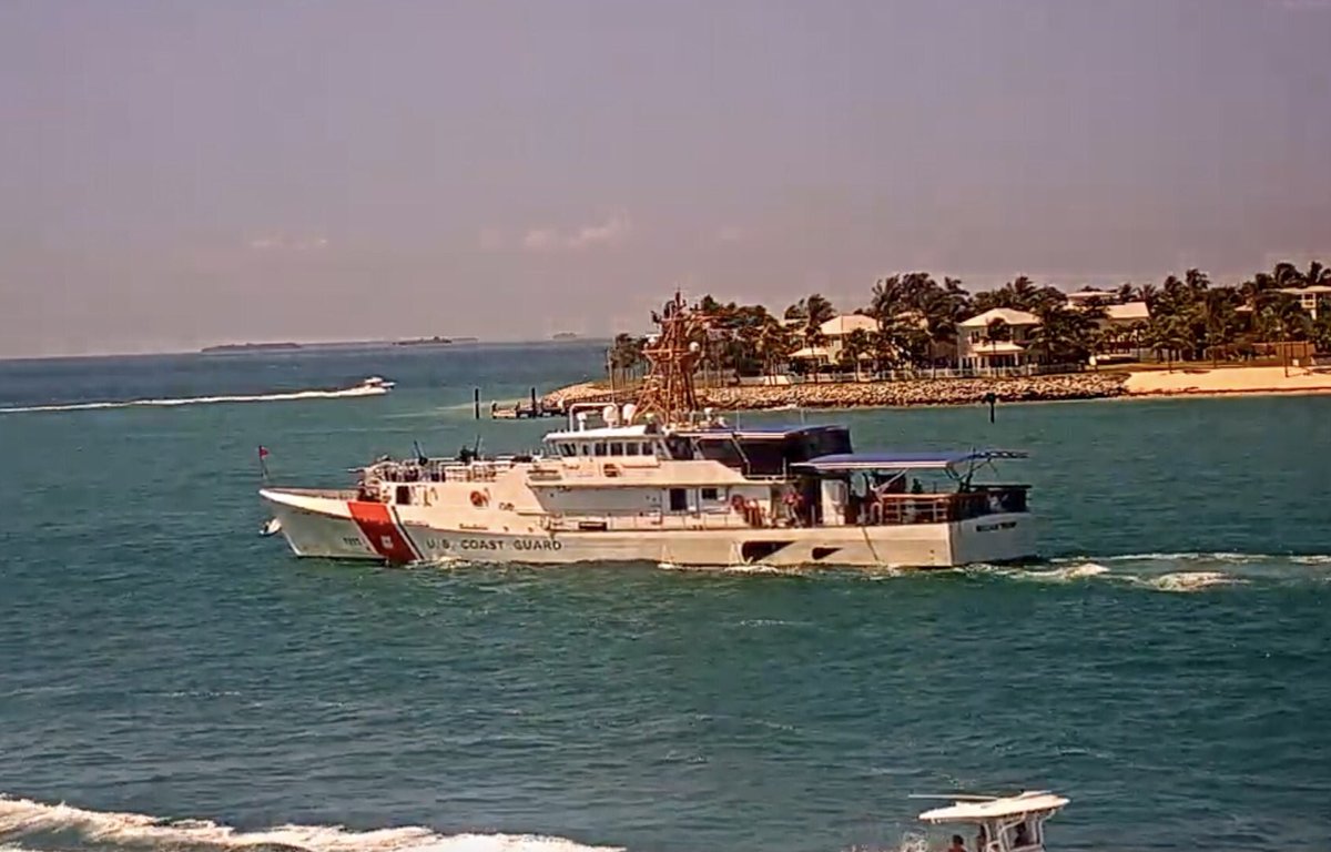 WarshipCam's tweet photo. USCGC William Trump (WPC-1111) Sentinel-class fast response cutter leaving Key West, Florida - March 11, 2022 #uscgcwilliamtrump #wpc1111 https://t.co/kEzehhBPnF