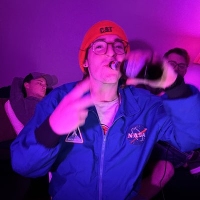 GeoMusicHaHaHa's tweet photo. #NewProfilePic https://t.co/Di89f0c11U