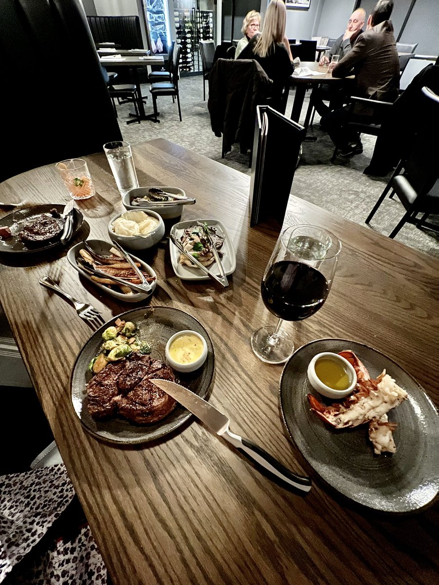 Couldn’t decide on sides at Hayloft Steak &amp; Fish, so we ordered them all. Congratulations to <a href="/ChefPaulShufelt/">Chef Paul Shufelt</a> <a href="/JeffNonay/">Jeff Nonay</a> <a href="/EffingSeafoods/">Effing Seafoods</a> and everybody else behind this new culinary jewel on #yeg’s south side! #yegfood #albertabeef 🥩