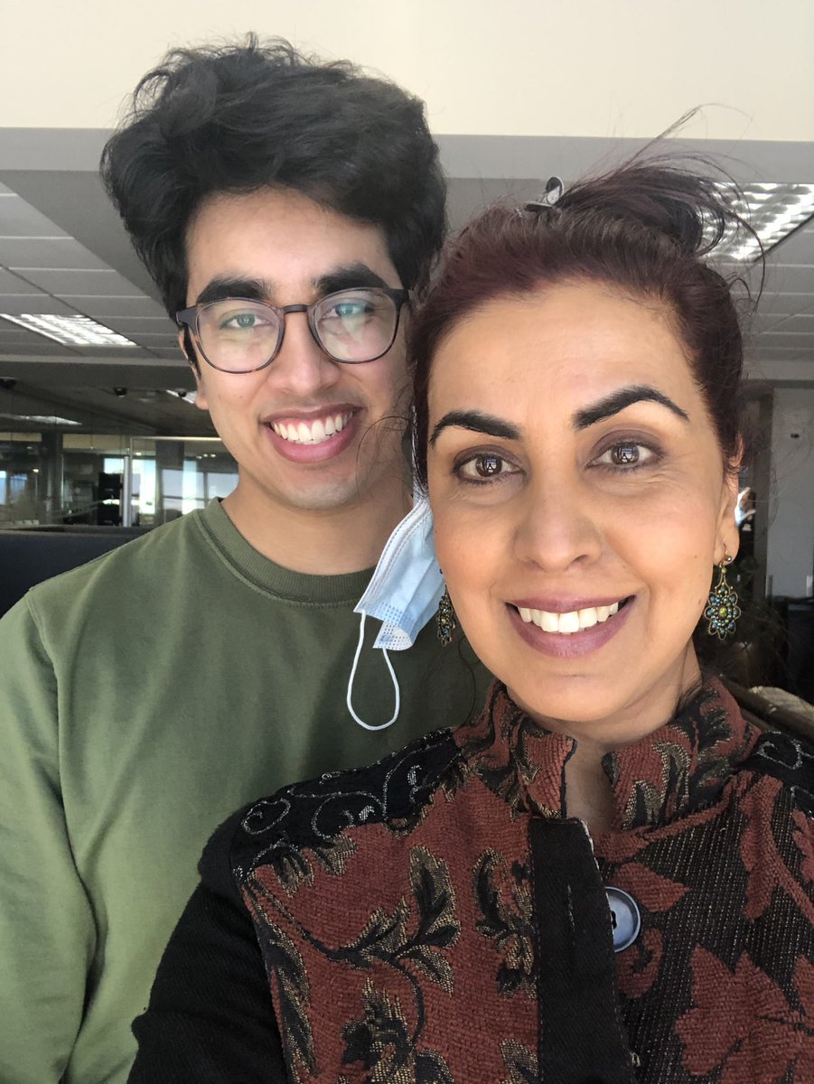 ZarqaNawaz's tweet photo. Heading to the @themosquers film festival in Edmonton! First live event in 2 years :) #mosquers #represent #MuslimsInFilm https://t.co/p1Z2dnE5LS