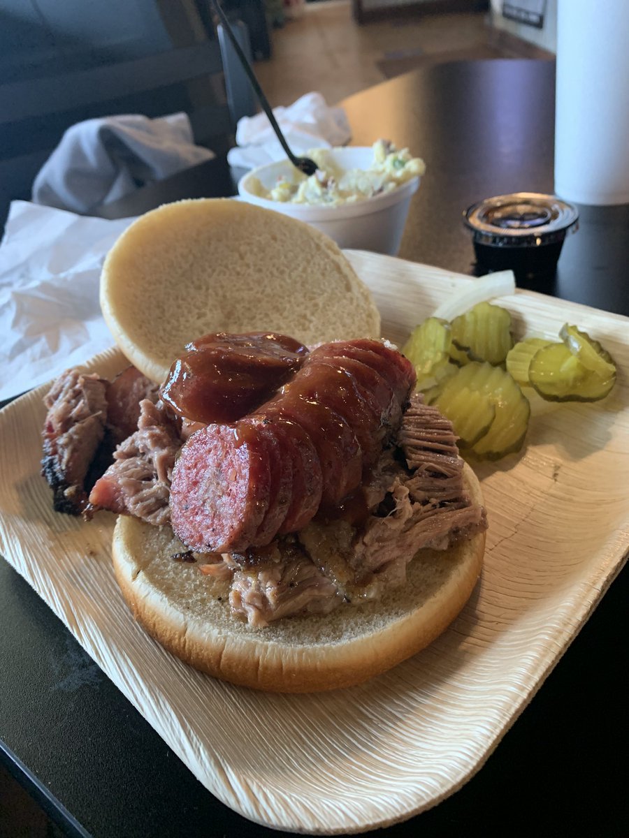 EdCosner's tweet photo. Now that’s a sandwich!!! 

#oldstrongguysrule #powersportstrengthconditioning #tight5performance #3xlstout https://t.co/pIn9yYkkvq