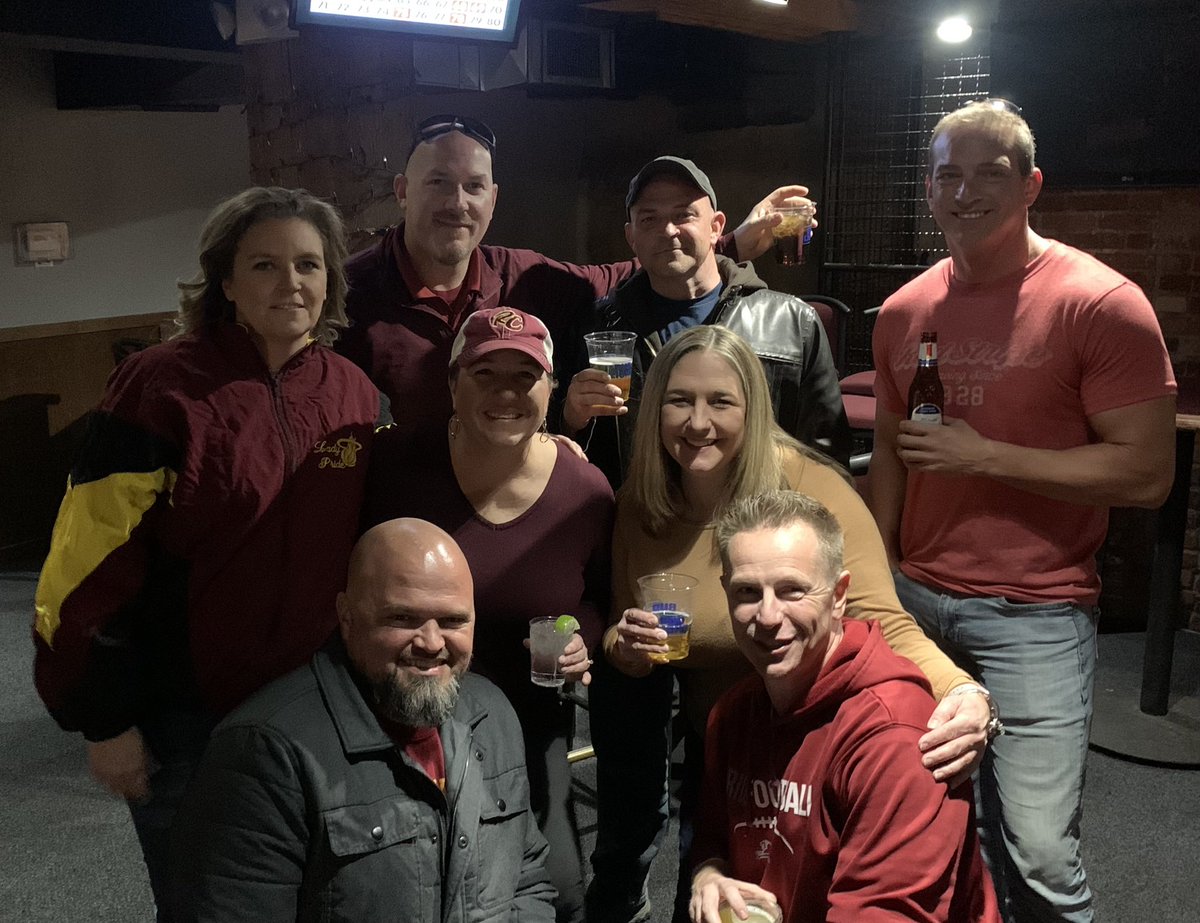 Mausbach8's tweet photo. #Rollpride class of 95 is ready to cheer you on!!! https://t.co/UhijoMoFsr