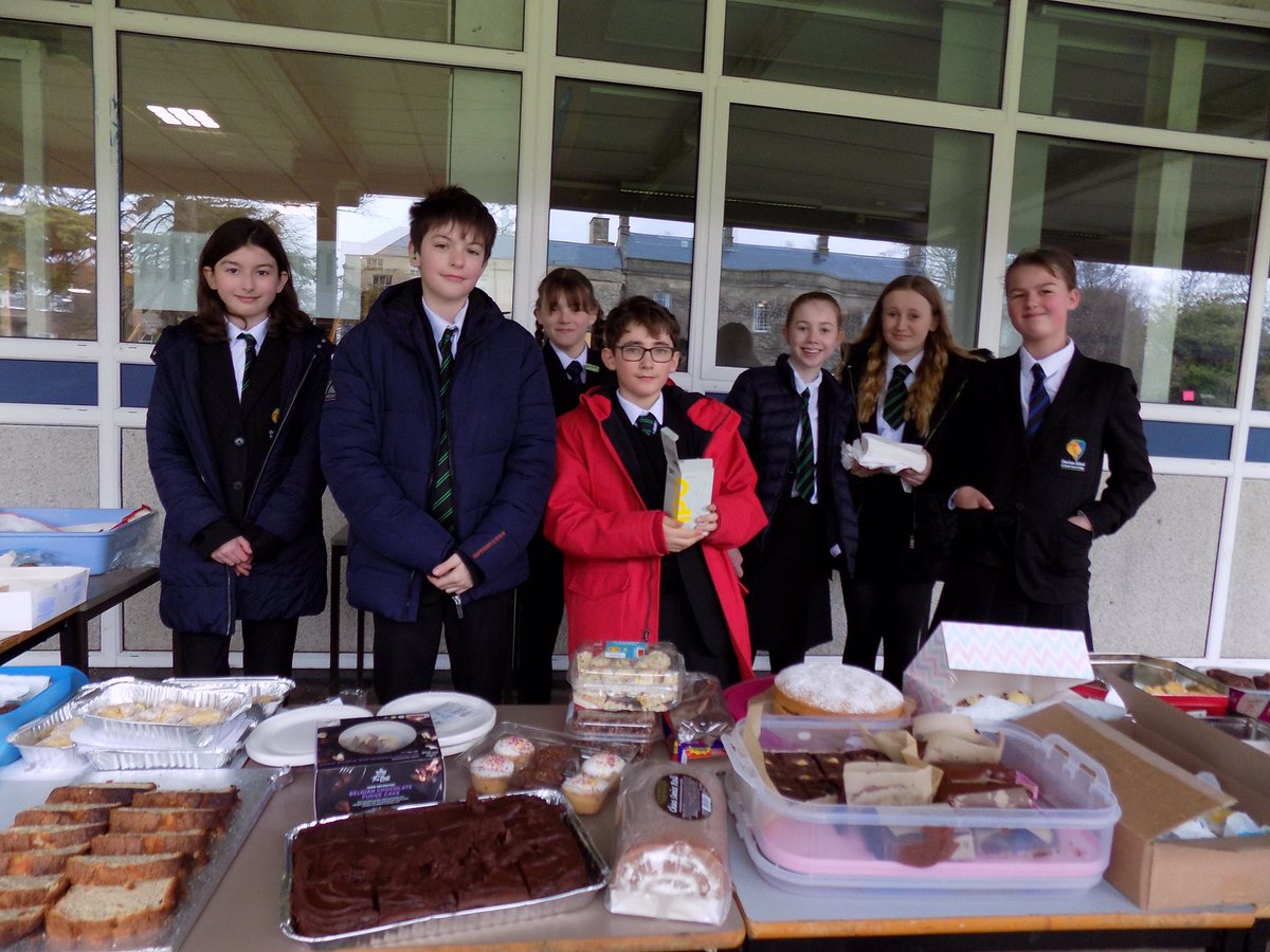 MissCSnelson's tweet photo. Our lovely year 7 students today raised over £200 for the Ukraine crisis… lots of yummy cakes and these guys worked so hard! 🇺🇦 🙌🏽 🧁 https://t.co/HAXOBdaHWA