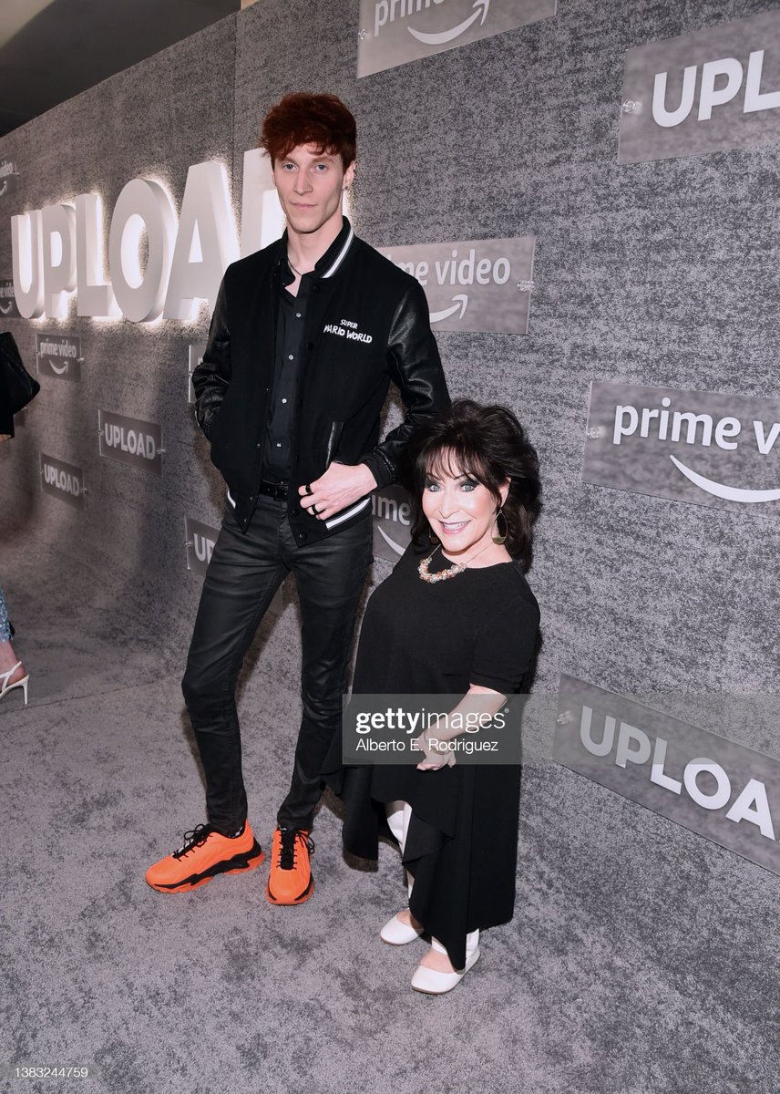 vmontzingo's tweet photo. Enjoyed an evening with so many amazing people ❤️😍
@PrimeVideo 
@UploadOnPrime 
#UploadTV https://t.co/bo7Z4YwybF